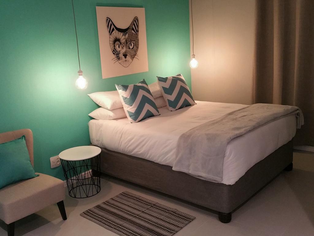 ステレンボッシュ The Vibe Dorp Street Bed & Breakfast エクステリア 写真
