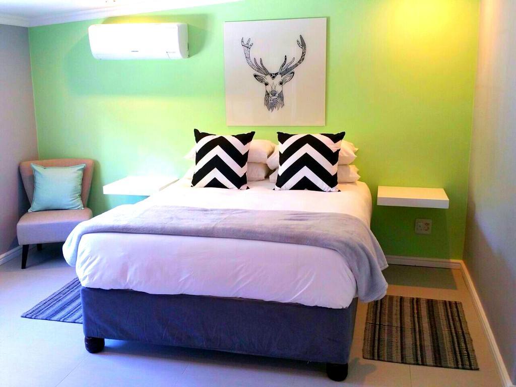 ステレンボッシュ The Vibe Dorp Street Bed & Breakfast エクステリア 写真