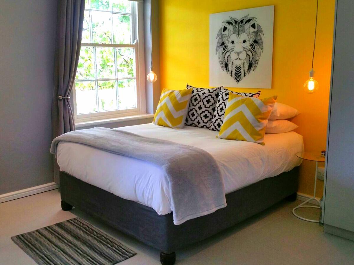 ステレンボッシュ The Vibe Dorp Street Bed & Breakfast エクステリア 写真